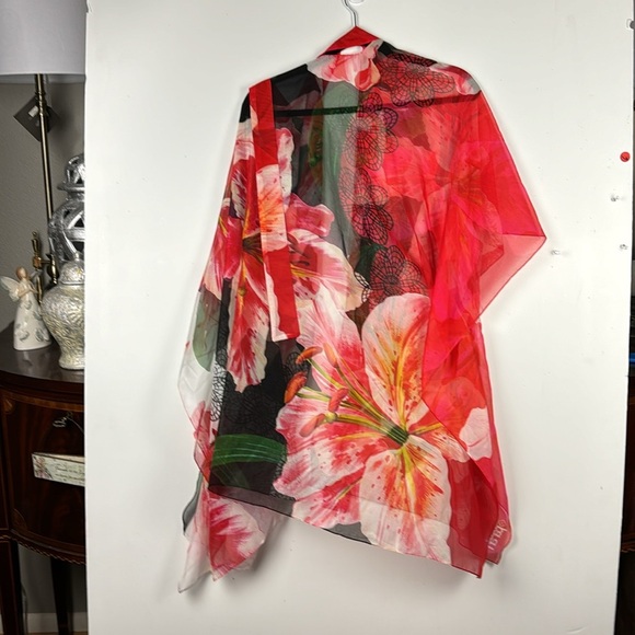 PARAH SWIM COVER UP TROPICAL SZ S NWOT COLORFUL WITH BELT FREE FLOWING WITH ARMS - Picture 2 of 9